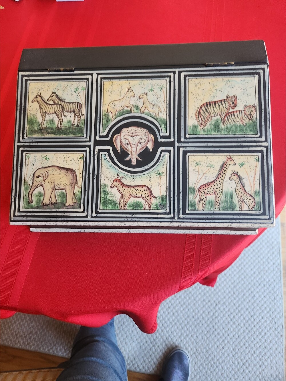 Vintage Hand-Painted Safari Animal Lacquer Large Jewelry/Trinket Box